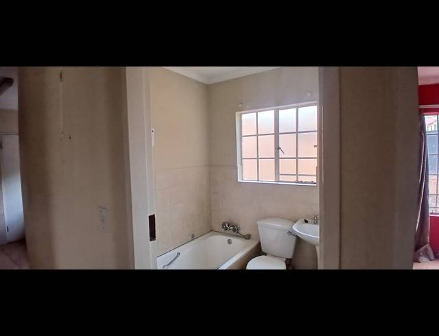 3 BEDROOM GATED ESTATE FOR SALE IN AMANDASIG